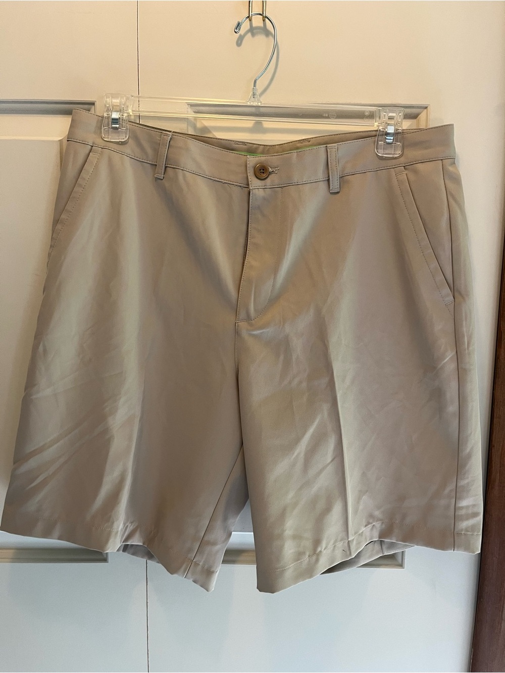 Men's Izod Golf Shorts Classic fit size 35